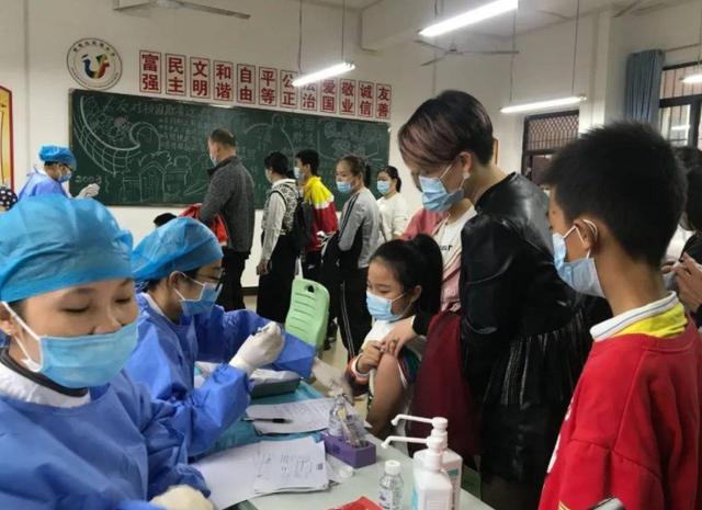 最新学校疫情挑战及应对策略
