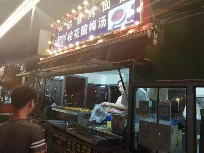 天津夜市小吃街最新繁华盛景揭秘